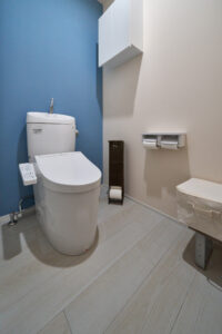 車椅子でも利用可能なバリアフリーのトイレ