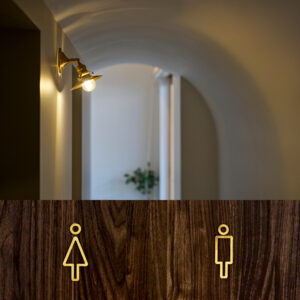 時を深める真鍮の風合い